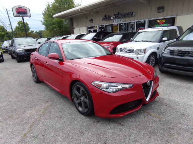 2017 Alfa Romeo Giulia Base