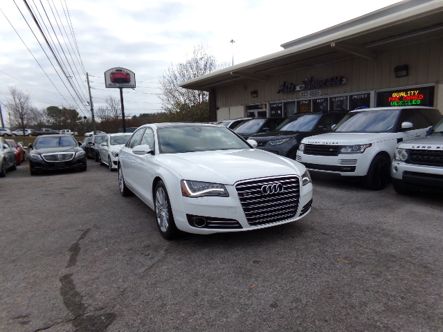 2012 Audi A8 Base's photo